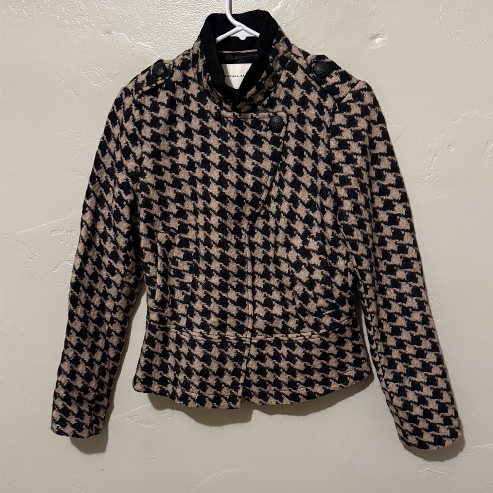 Banana Republic Black and Tan Houndstooth Pea Coat Small